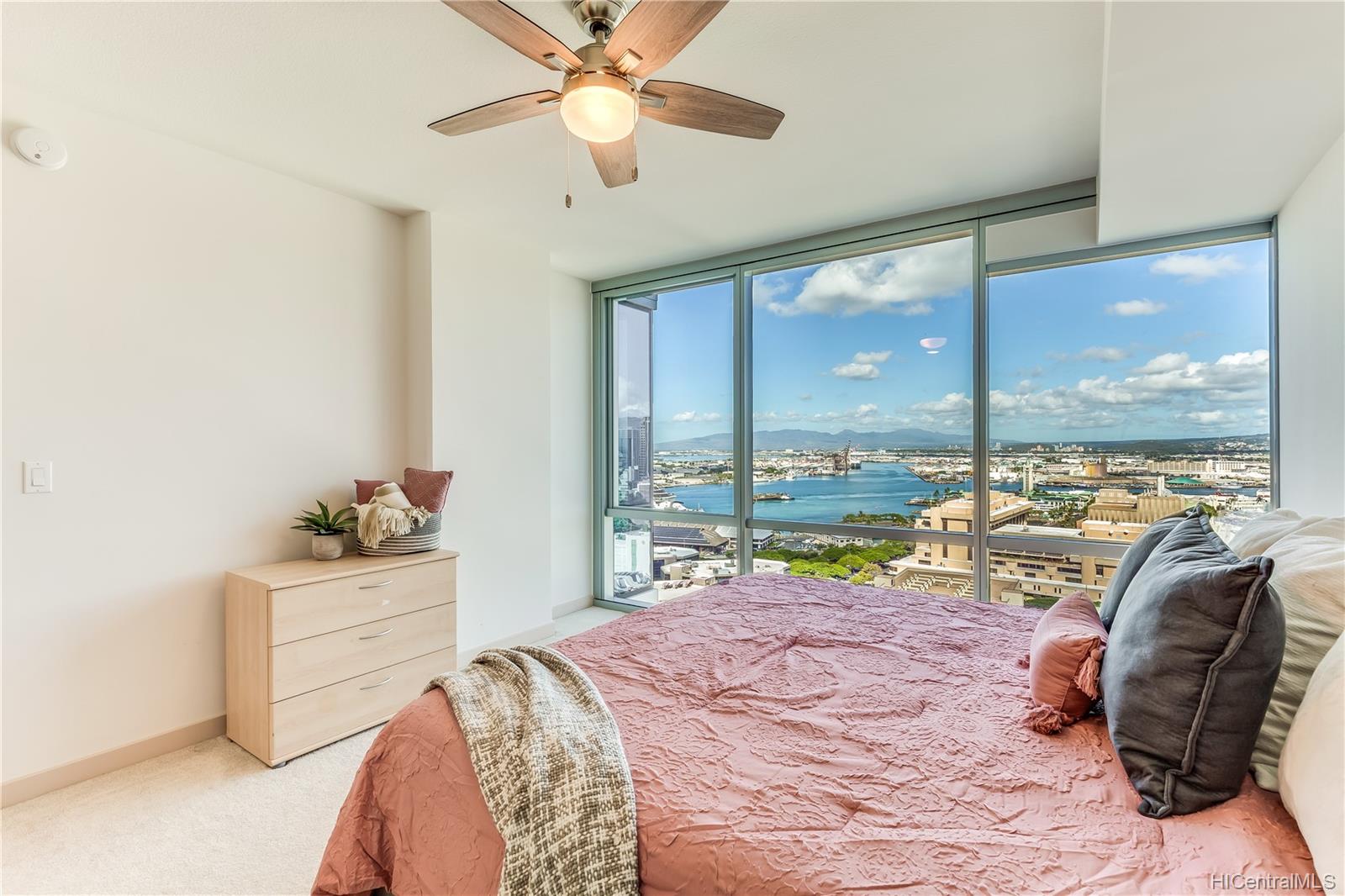 555 South Street #2607, Honolulu, HI 96813