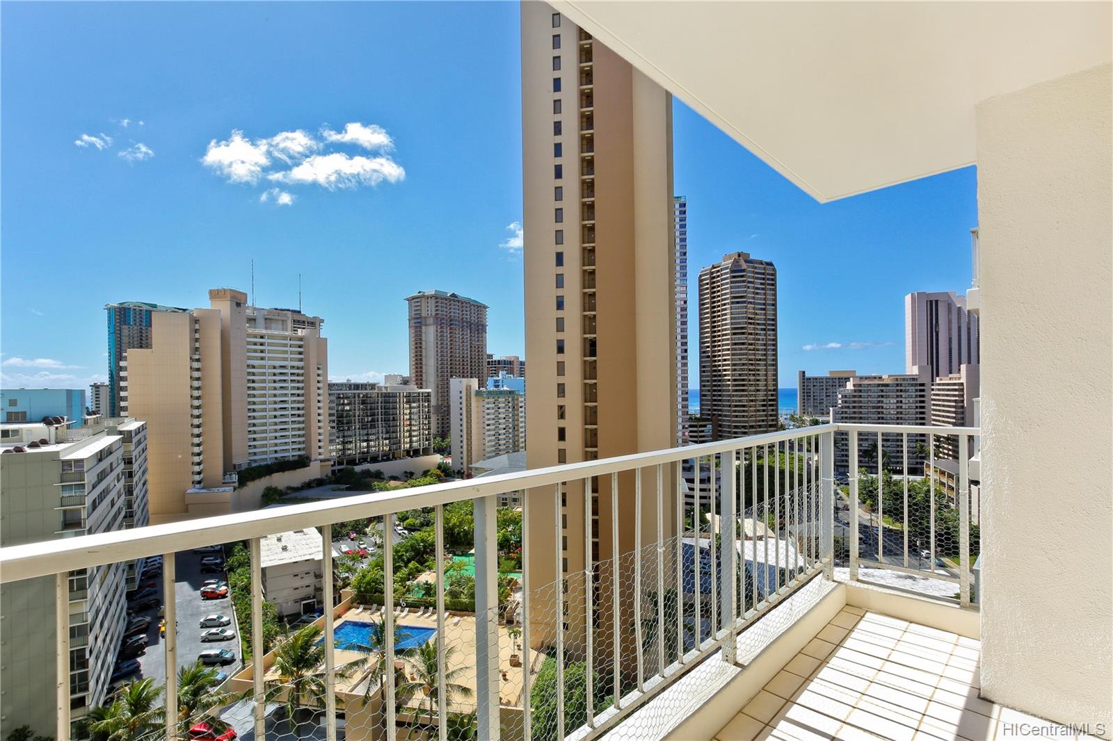 400 Hobron Lane #1703, Honolulu, HI 96815