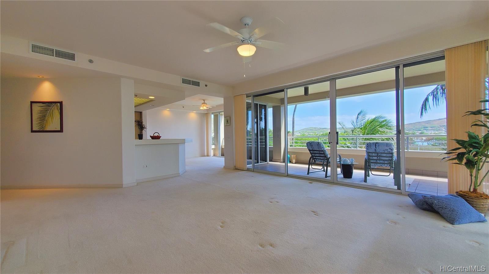 1 Keahole Place #3312, Honolulu, HI 96825