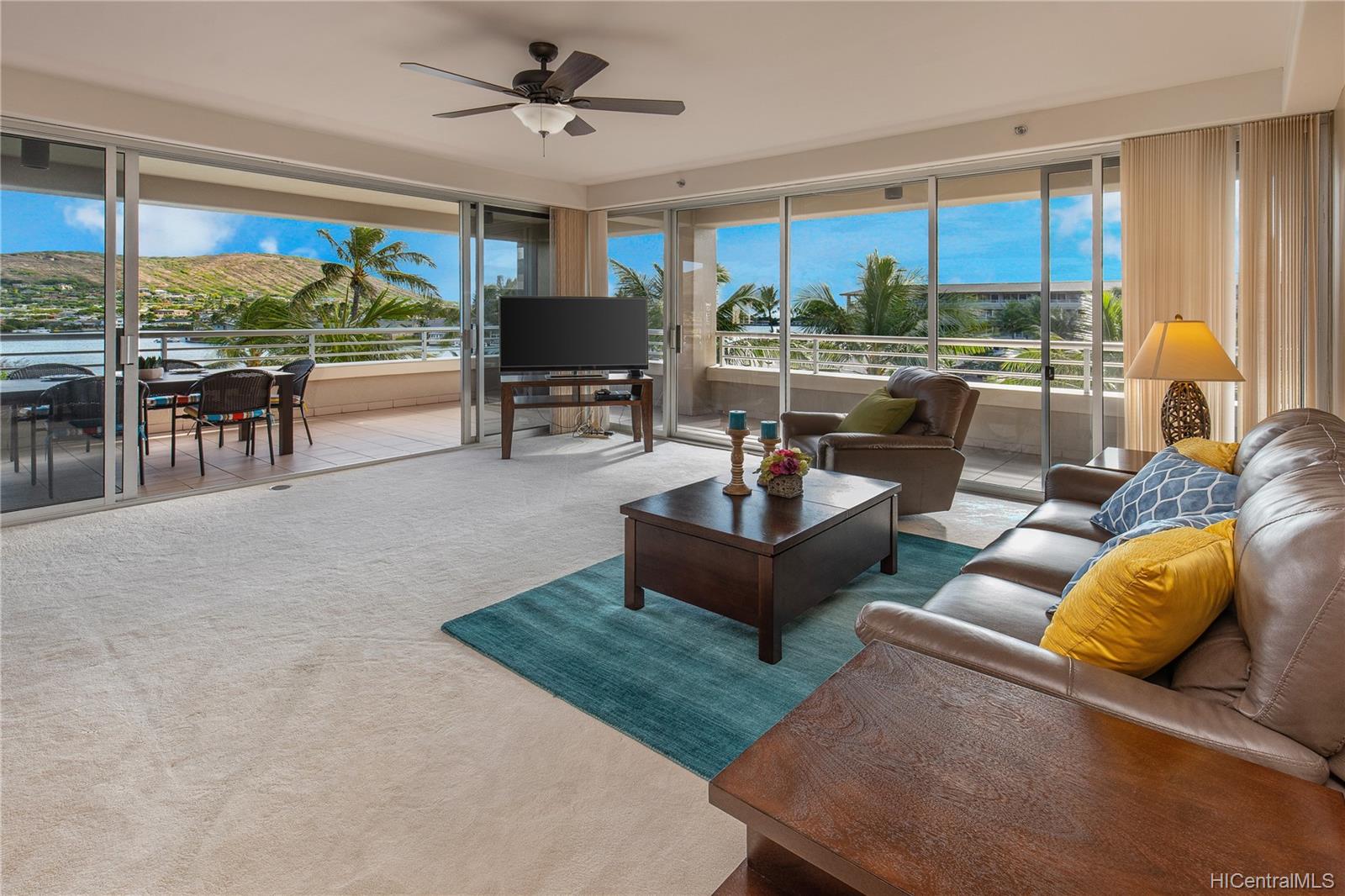 1 Keahole Place #3512, Honolulu, HI 96825