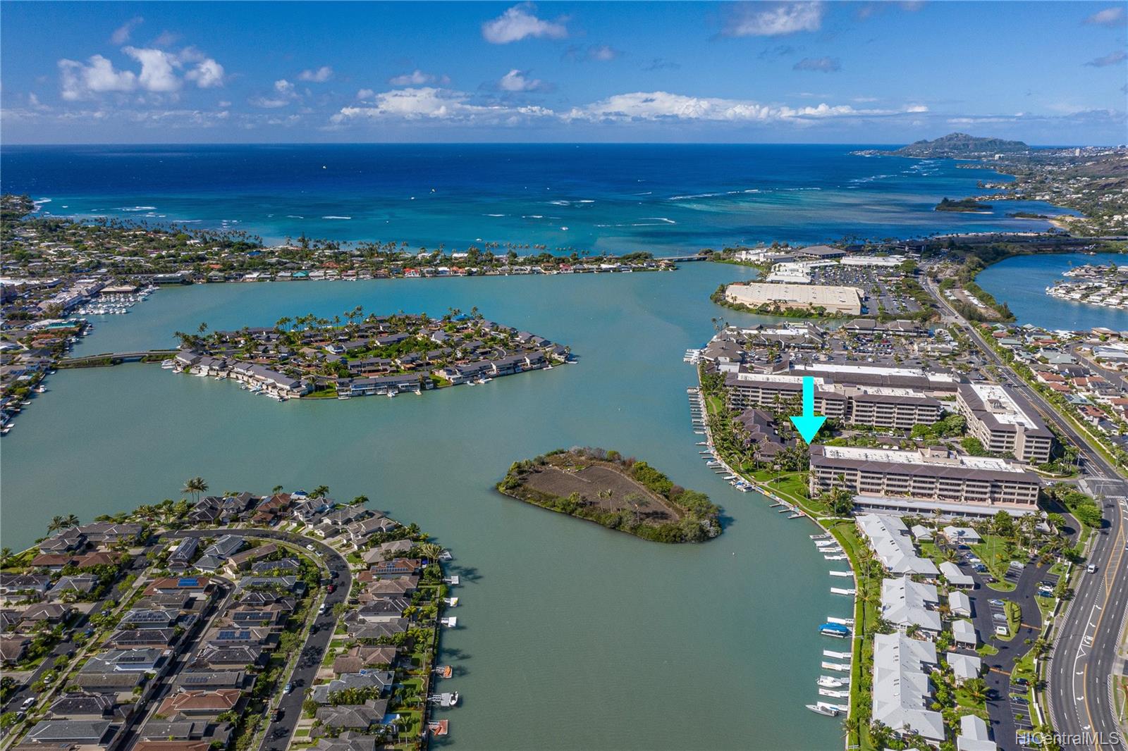 1 Keahole Place #3512, Honolulu, HI 96825