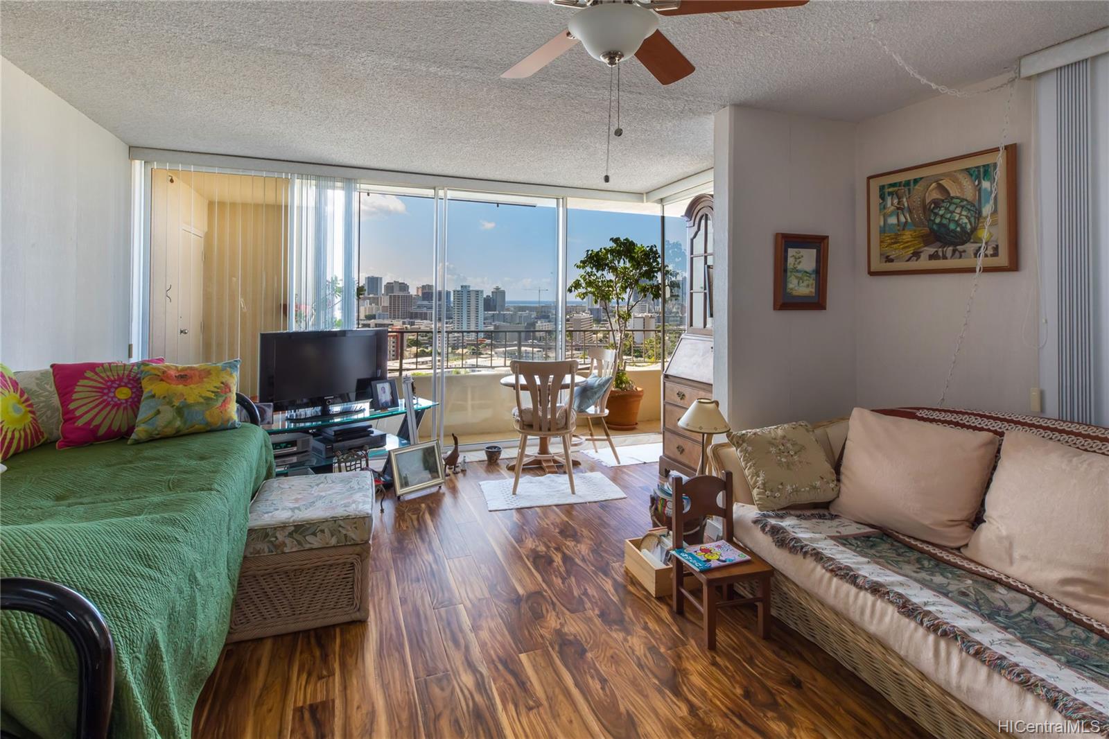 1025 Wilder Avenue #6A, Honolulu, HI 96822