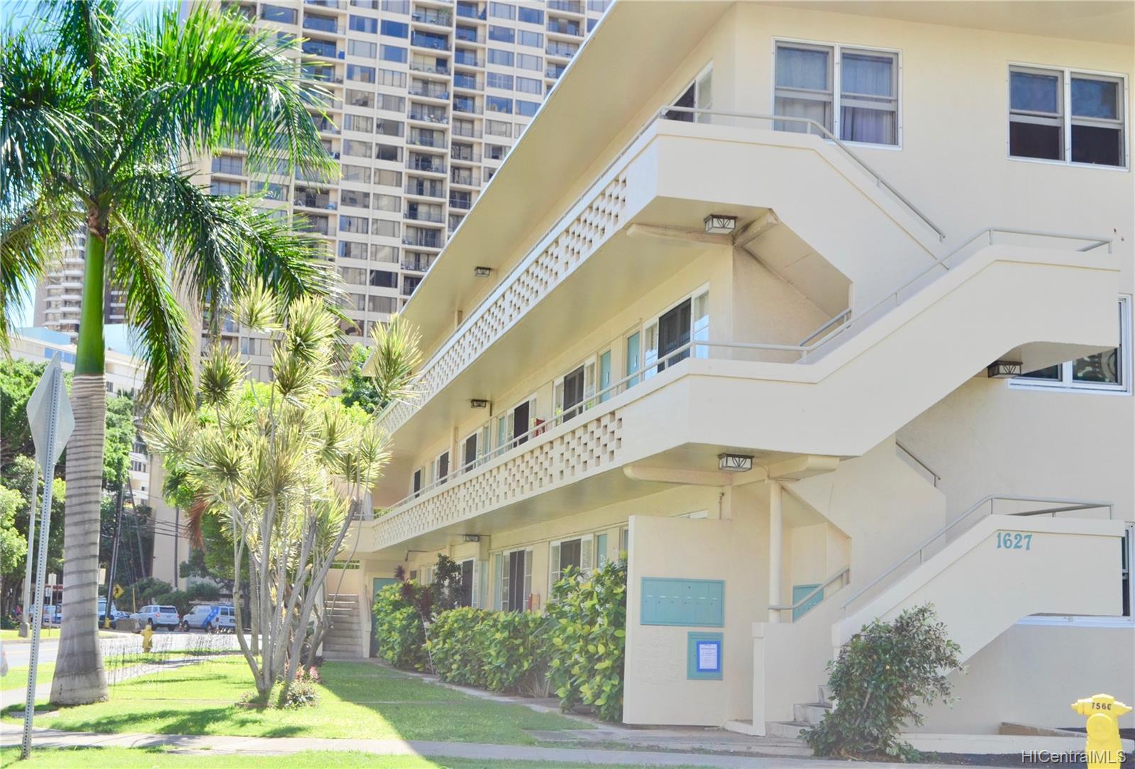 1627 Ala Wai Boulevard #202, Honolulu, HI 96815