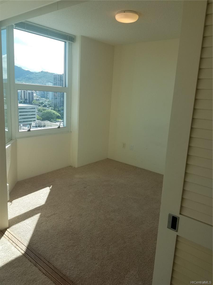 801 King Street #2308, Honolulu, HI 96813