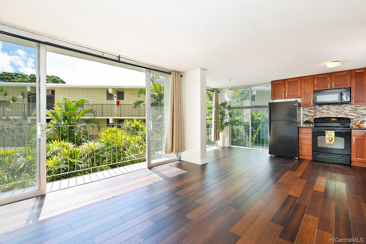 1634 Makiki Street #205, Honolulu, HI 96822