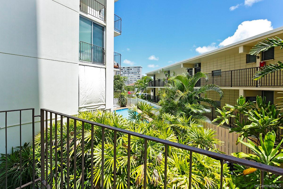 1634 Makiki Street #205, Honolulu, HI 96822