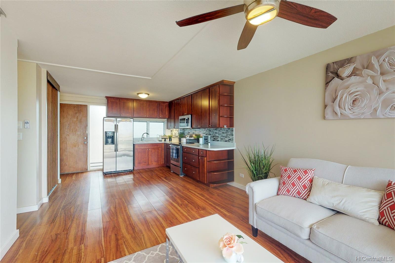 1617 Keeaumoku Street #1206, Honolulu, HI 96822