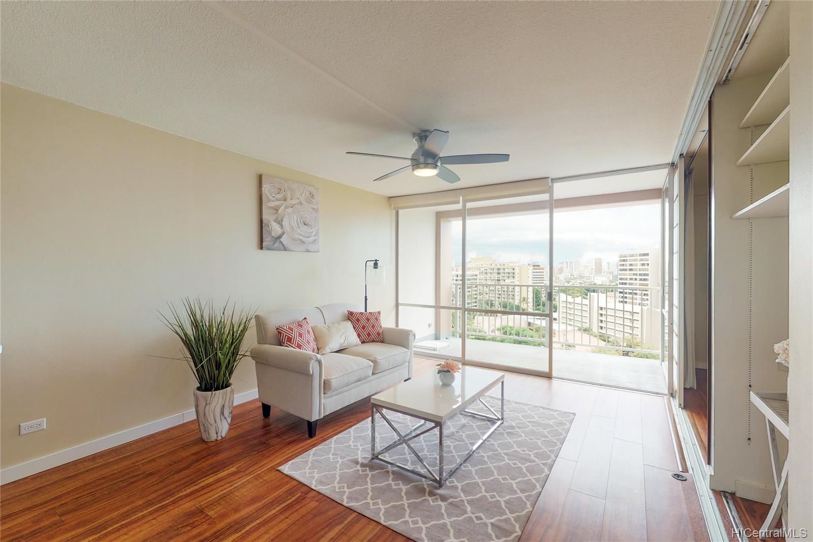 1617 Keeaumoku Street #1206, Honolulu, HI 96822