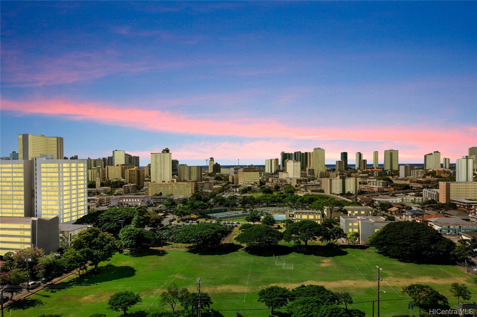 1617 Keeaumoku Street #1508, Honolulu, HI 96822