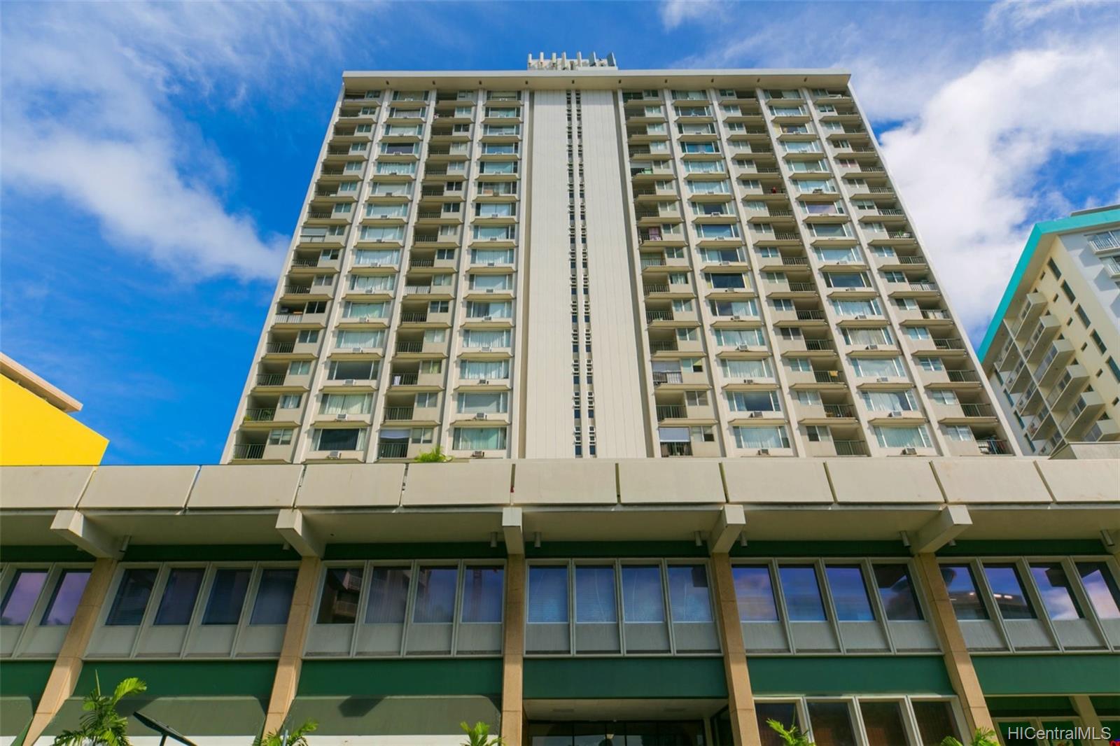 747 Amana Street #2018, Honolulu, HI 96814