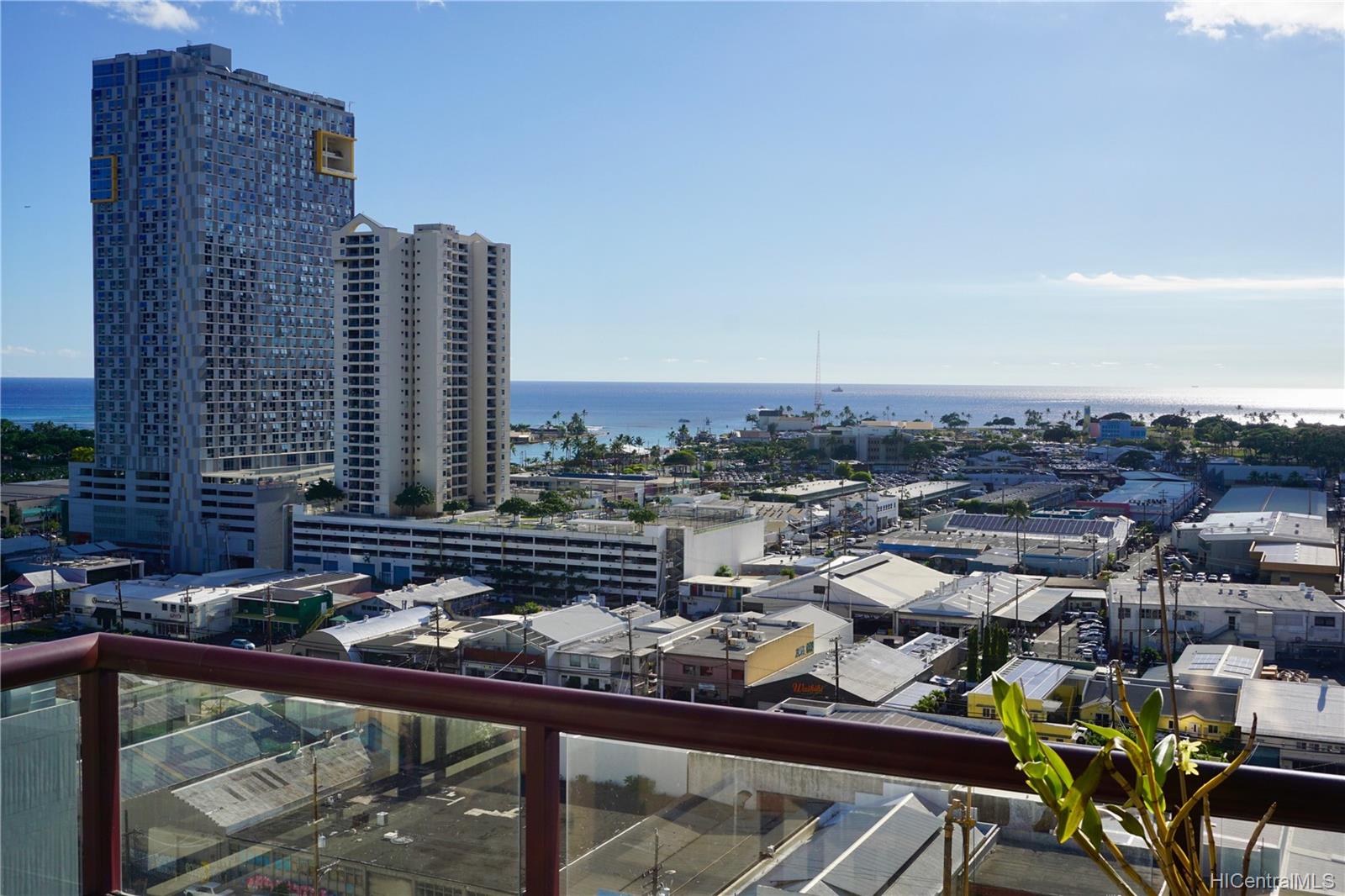 725 Kapiolani Boulevard #1702, Honolulu, HI 96813