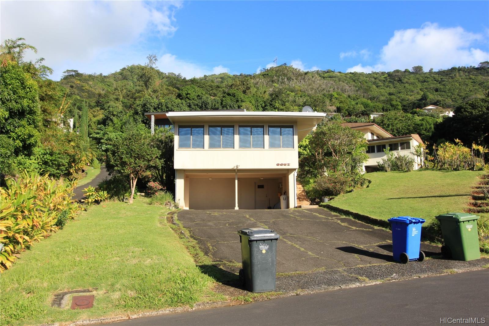 3657 Woodlawn Drive Honolulu, HI 96822