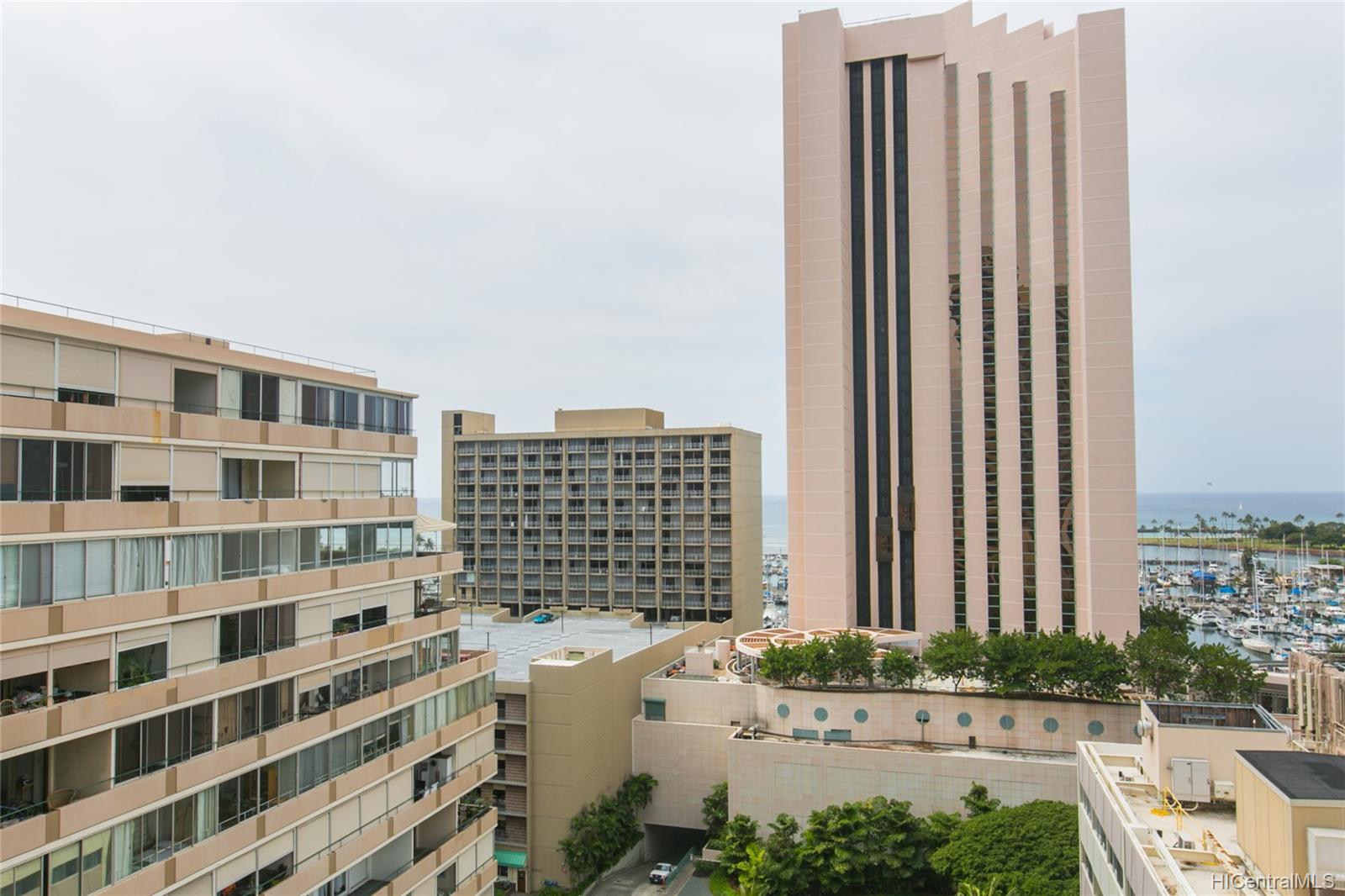 1700 Ala Moana Boulevard #1703, Honolulu, HI 96815