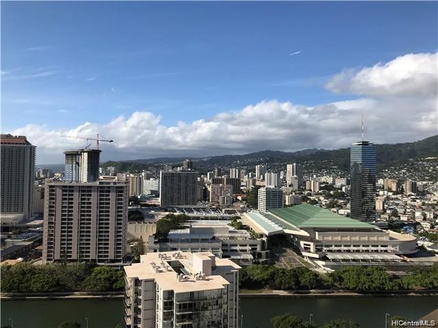 411 Hobron Lane #2804, Honolulu, HI 96815