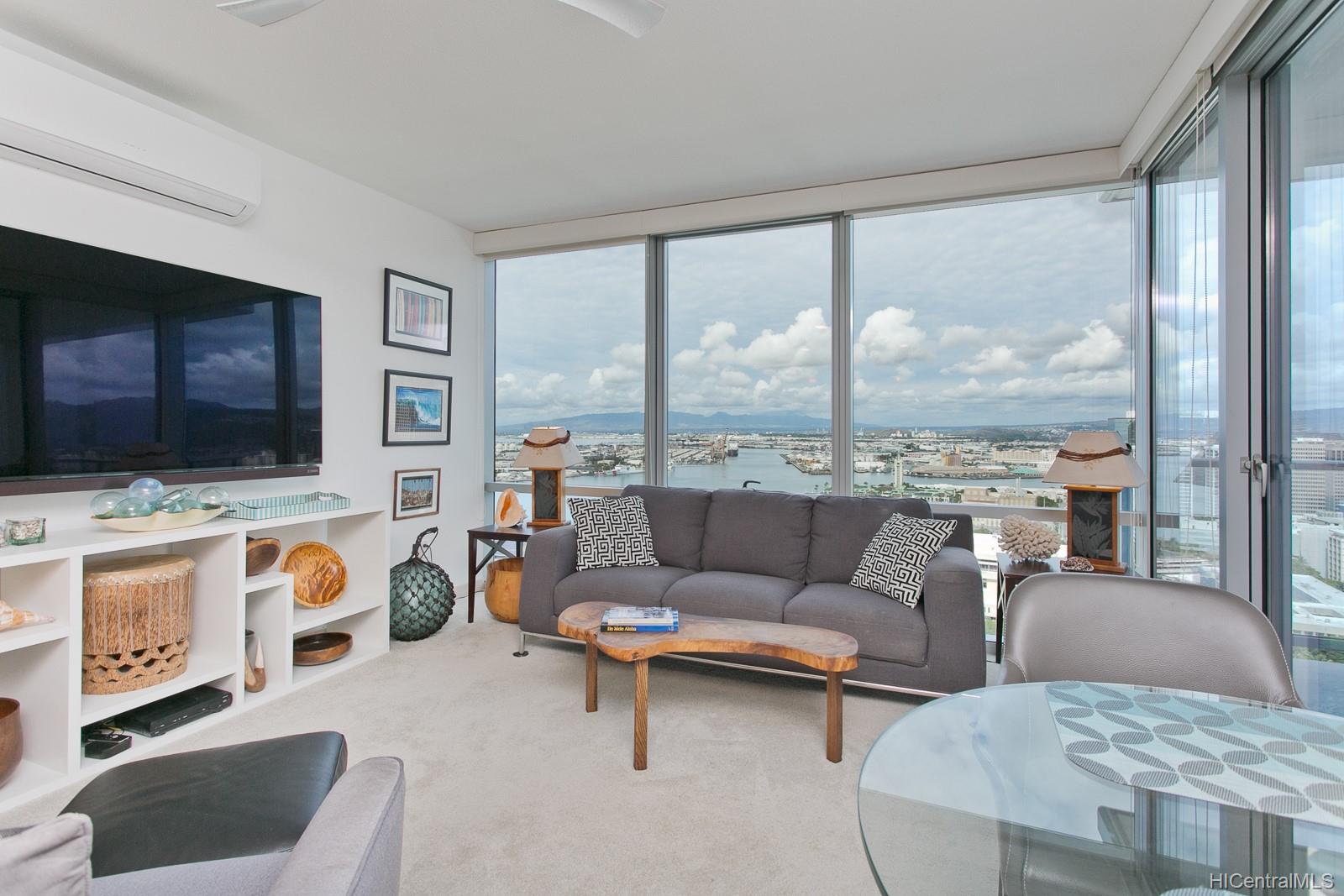 555 South Street #3206, Honolulu, HI 96813