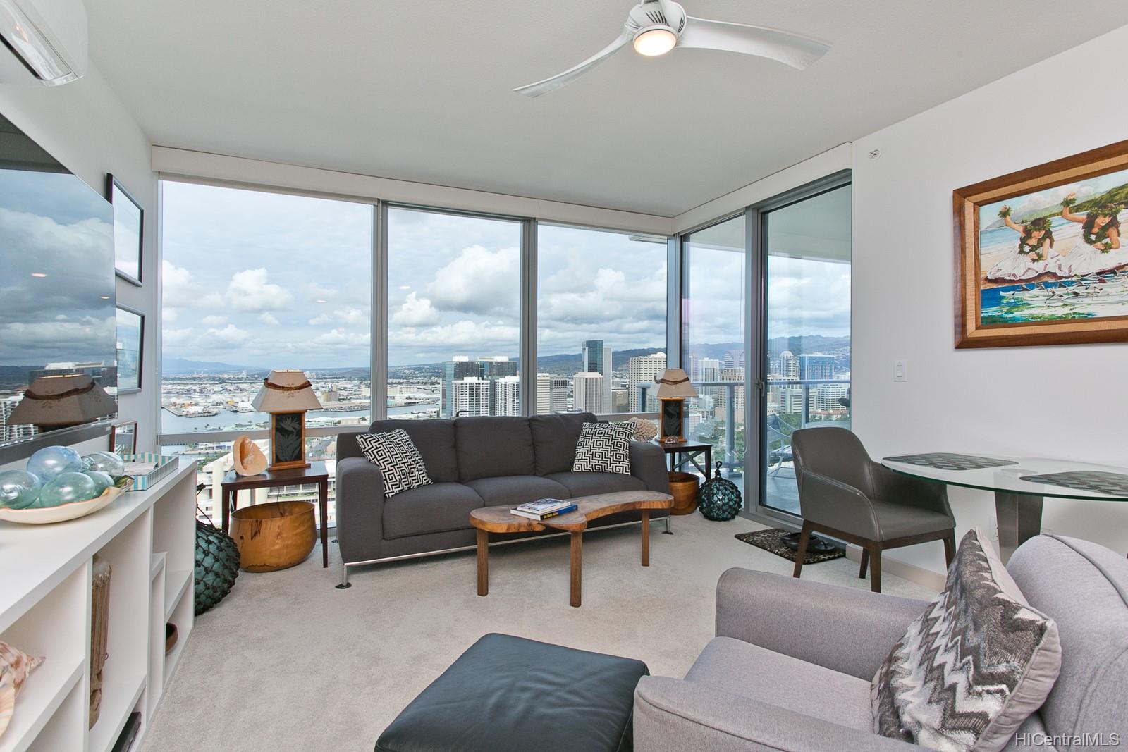 555 South Street #3206, Honolulu, HI 96813