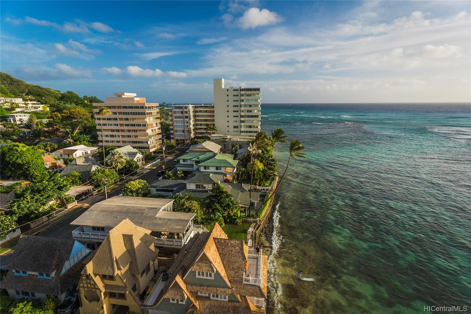 3019 Kalakaua Avenue #8, Honolulu, HI 96815