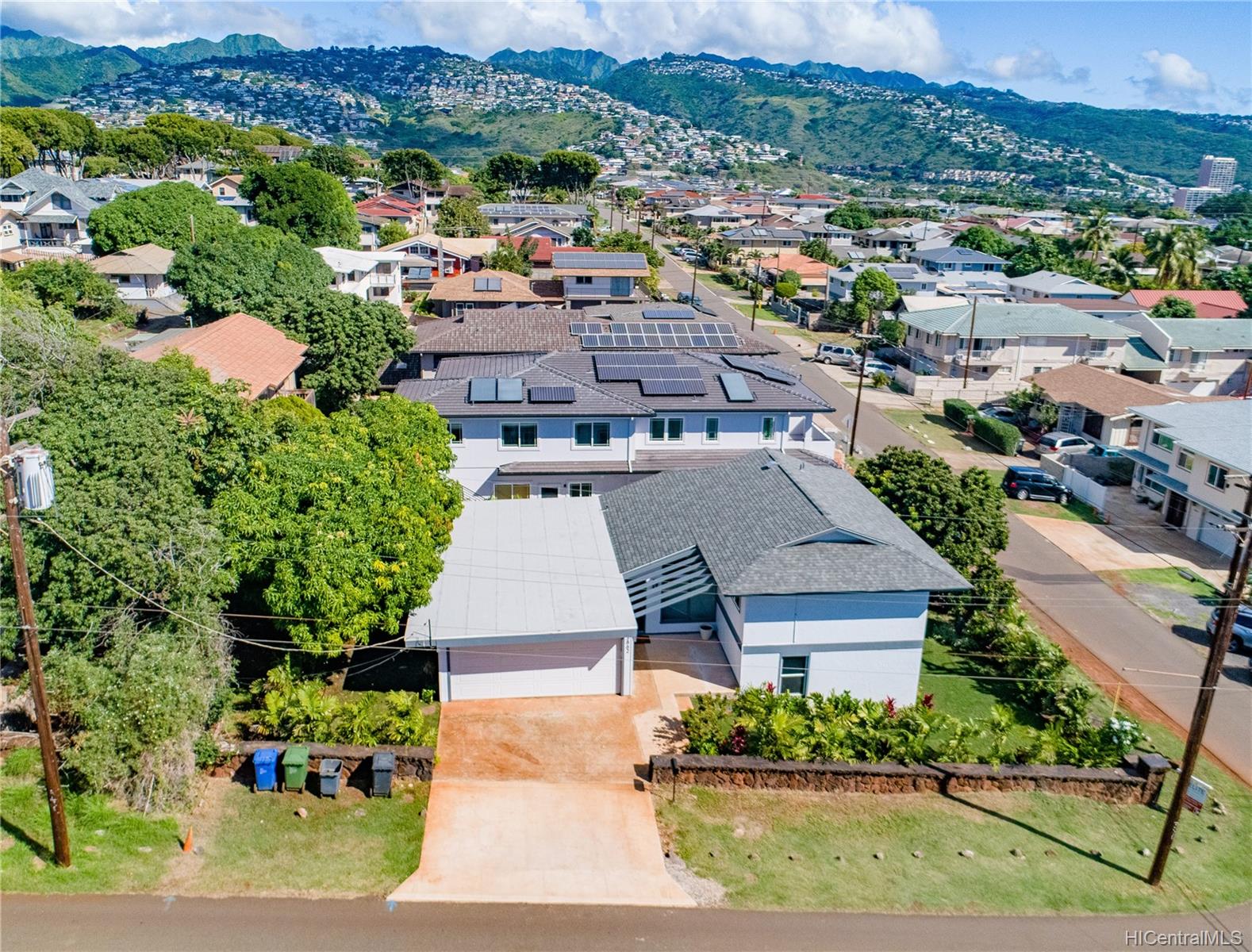 3862 Maunaloa Avenue Honolulu, HI 96816