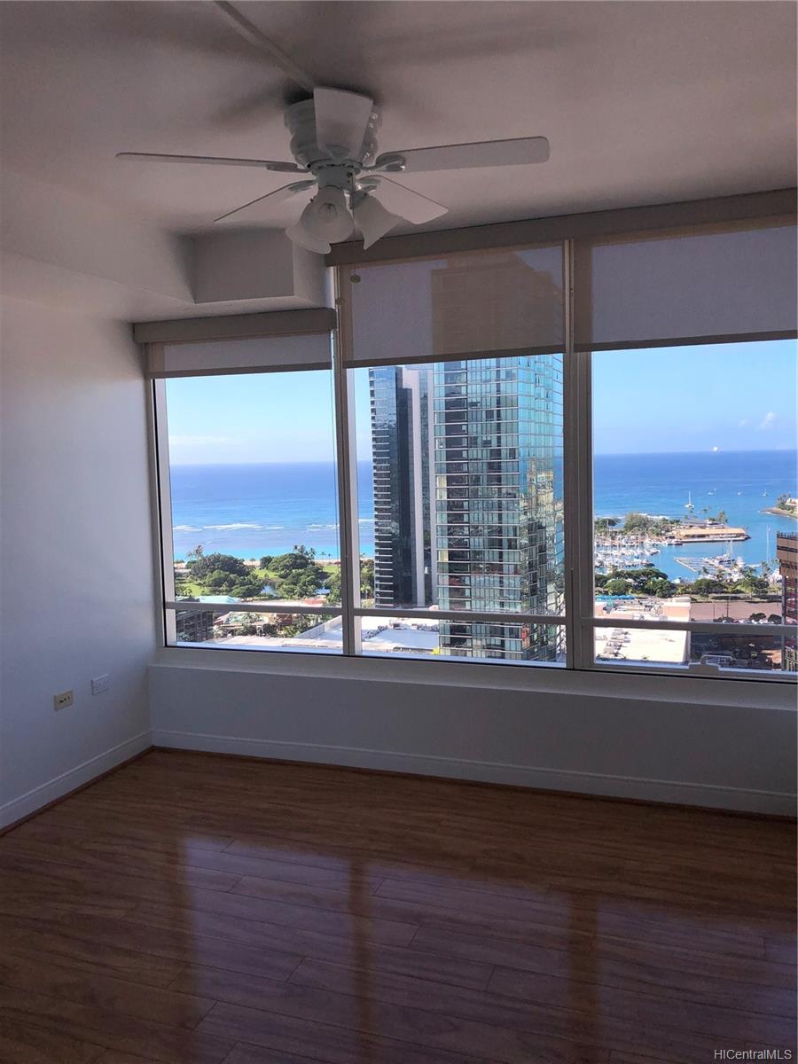 1009 Kapiolani Boulevard #3407, Honolulu, HI 96814