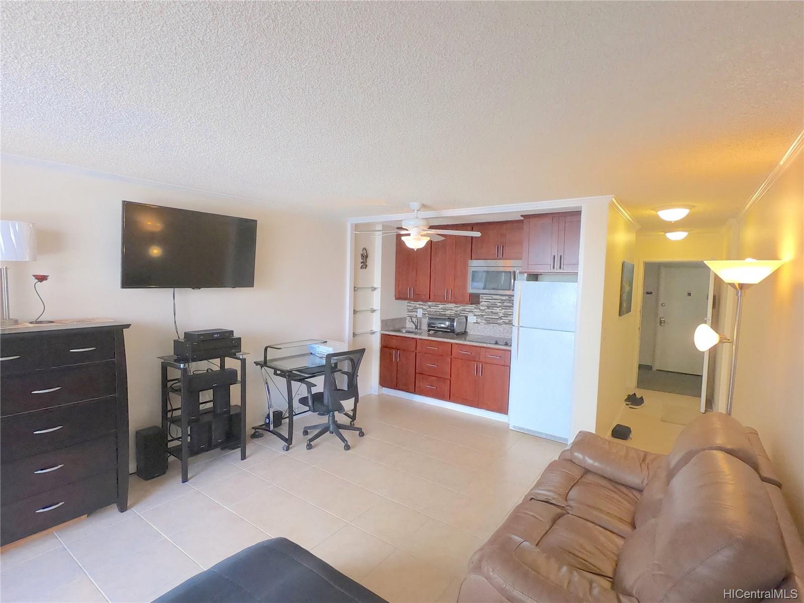 2345 Ala Wai Boulevard #704, Honolulu, HI 96815