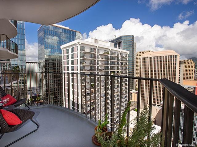 700 Richards Street #2406, Honolulu, HI 96813