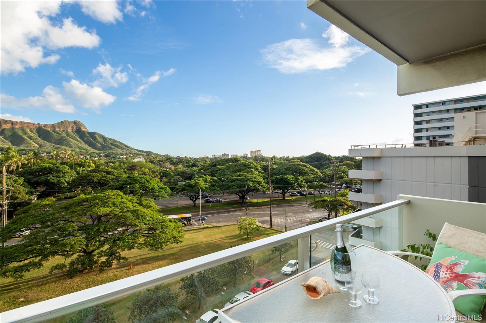 240 Makee Road #6D, Honolulu, HI 96815