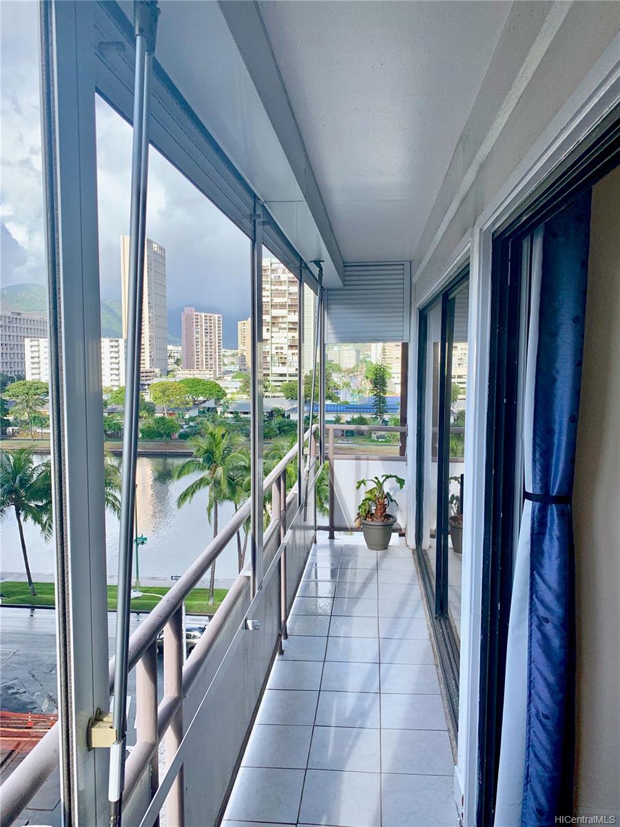 445 Kaiolu Street #710, Honolulu, HI 96815