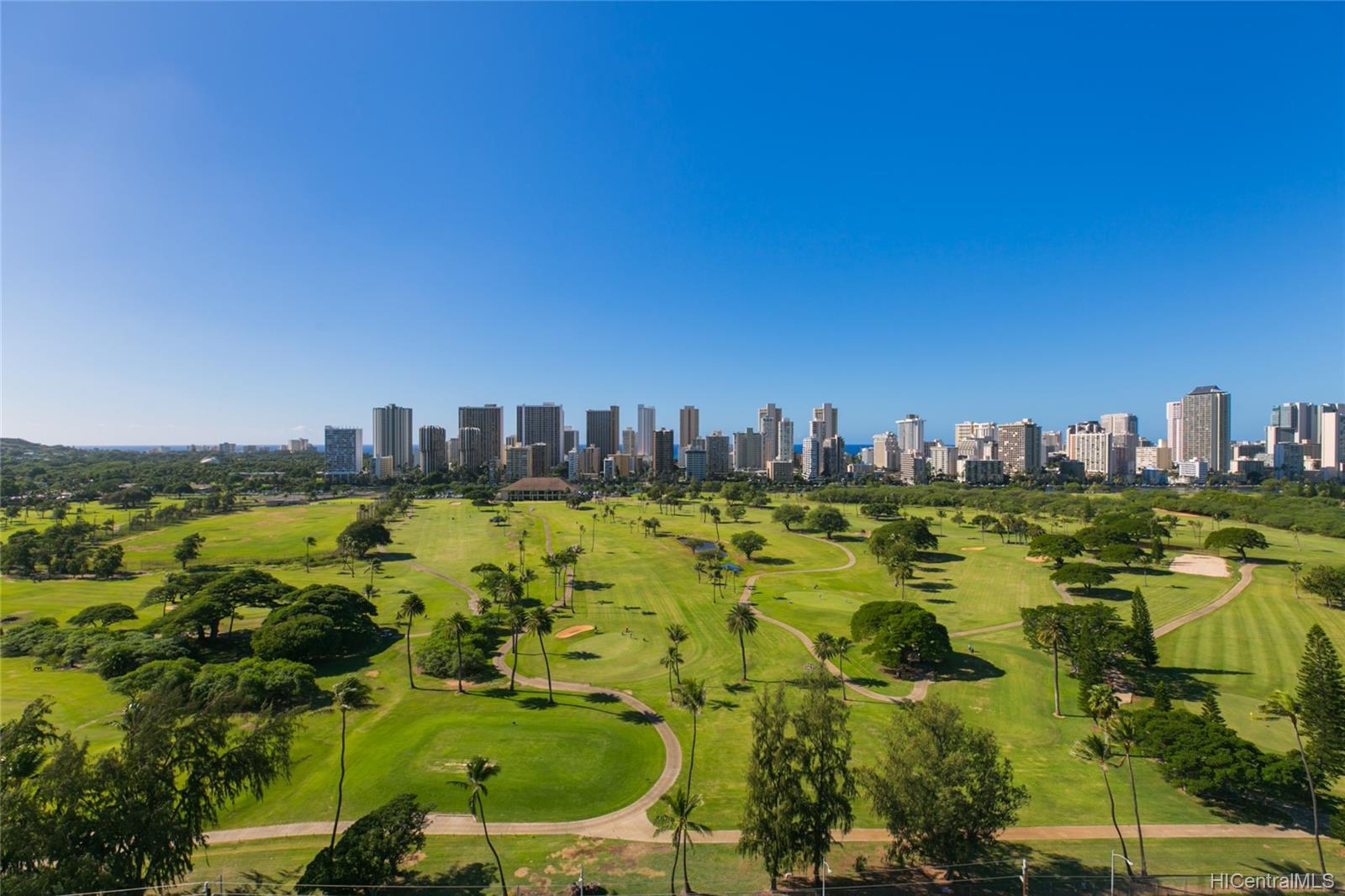 2916 Date Street #19E, Honolulu, HI 96816