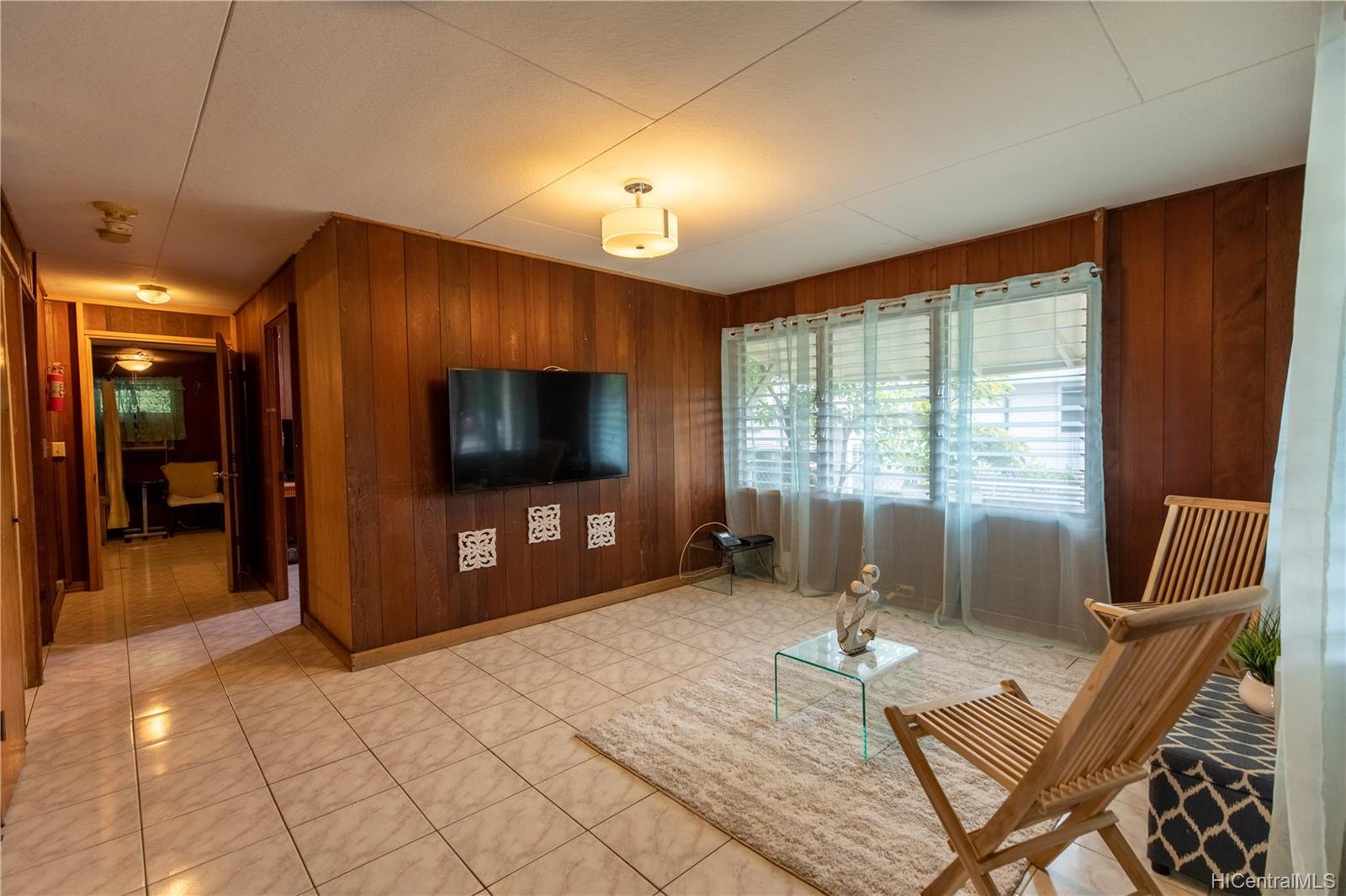 1639 Lusitana Street Honolulu, HI 96813