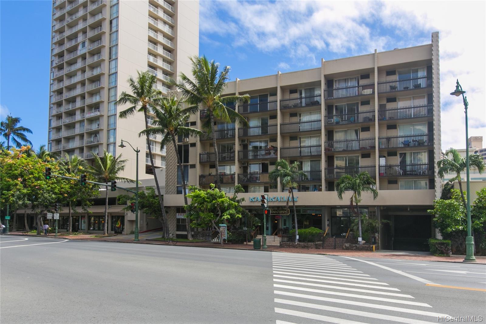 1911 Kalakaua Avenue #505, Honolulu, HI 96815