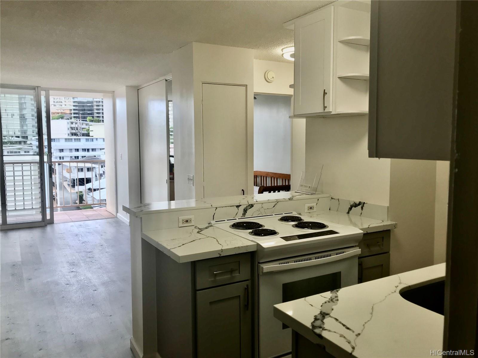 1535 Pensacola Street #704, Honolulu, HI 96822