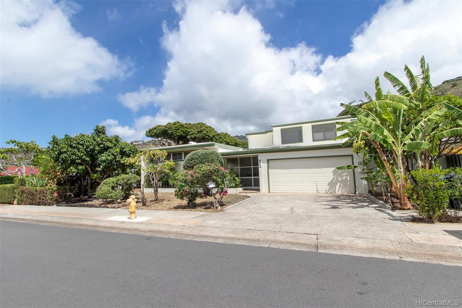 5340 Opihi Street Honolulu, HI 96821