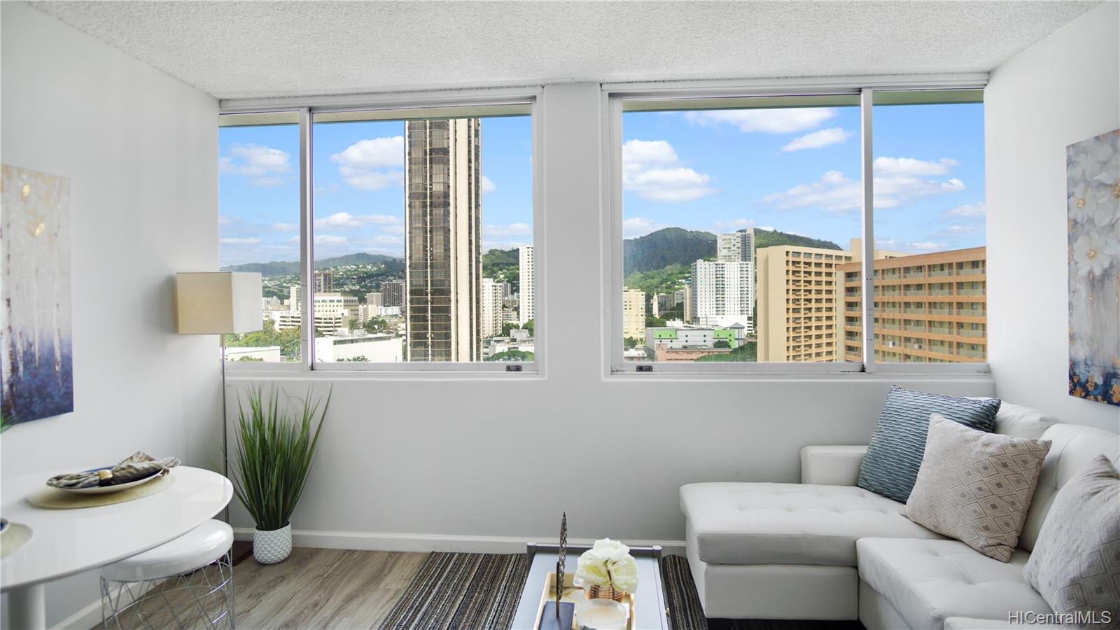 1560 Kanunu Street #1504, Honolulu, HI 96814