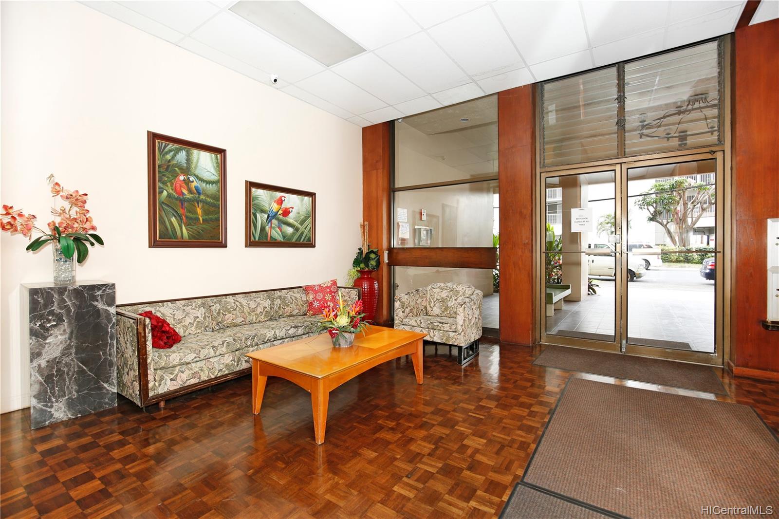 1621 Dole Street #204, Honolulu, HI 96822