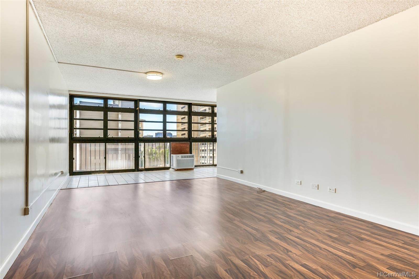 1414 Alexander Street #903, Honolulu, HI 96822