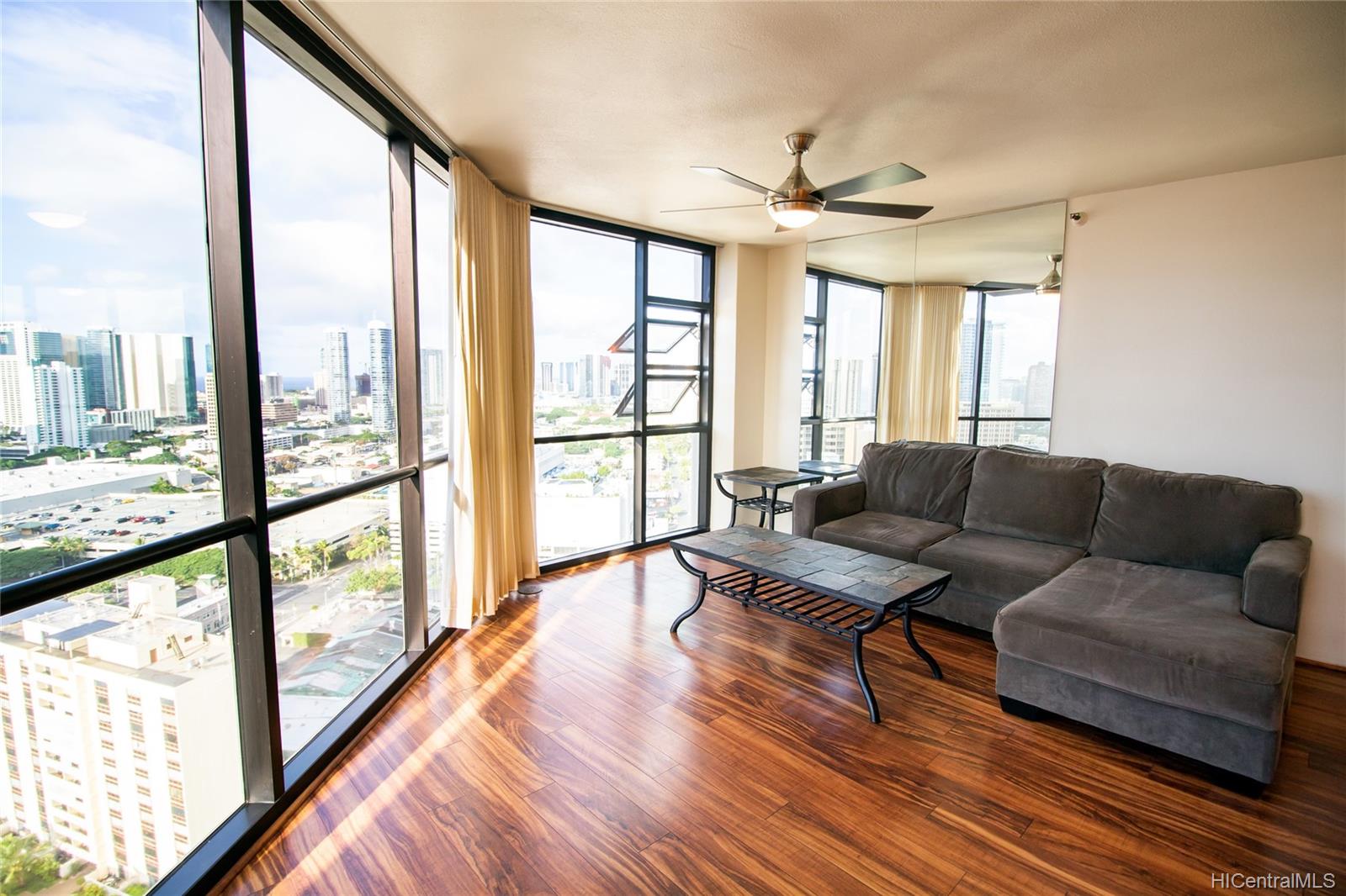 930 Kaheka Street #2801, Honolulu, HI 96814