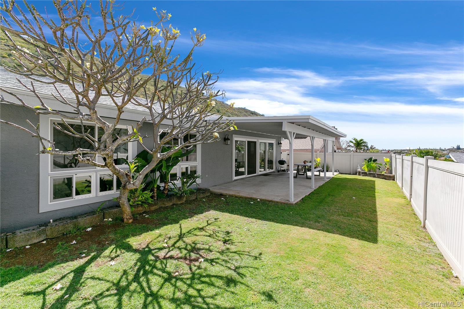 1380 Kaeleku Street Honolulu, HI 96825