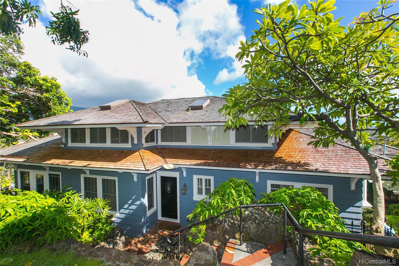 2231 Mohala Way Honolulu, HI 96822