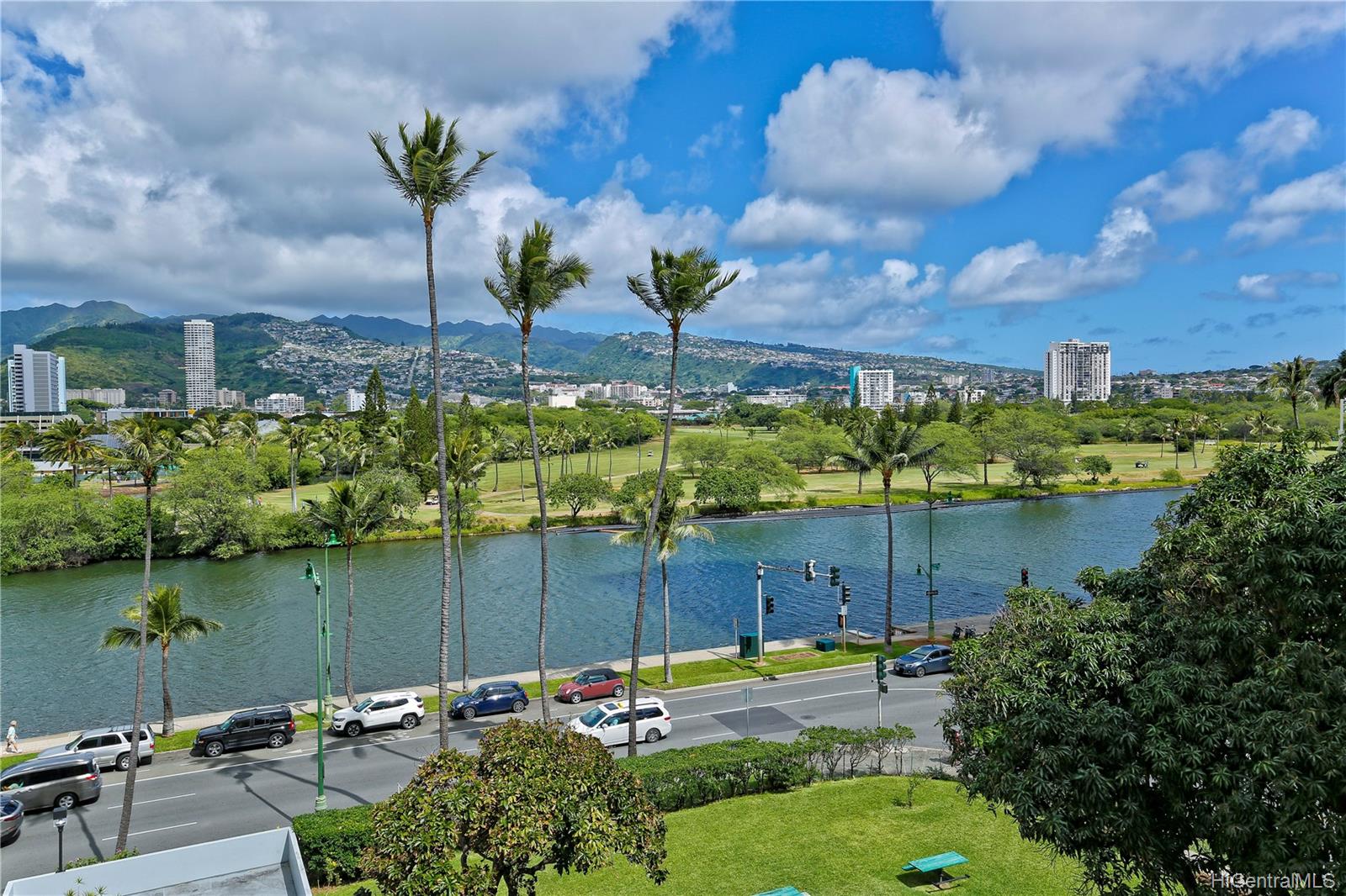 440 Seaside Avenue #501, Honolulu, HI 96815