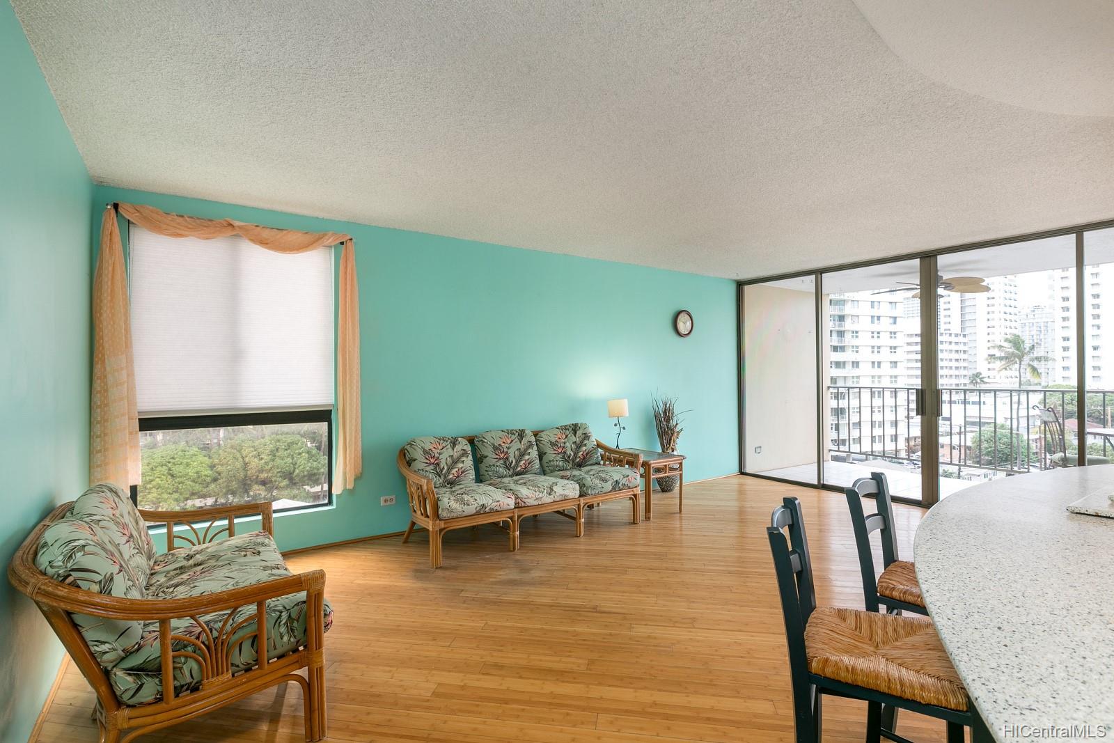 250 Ohua Avenue #6A, Honolulu, HI 96815