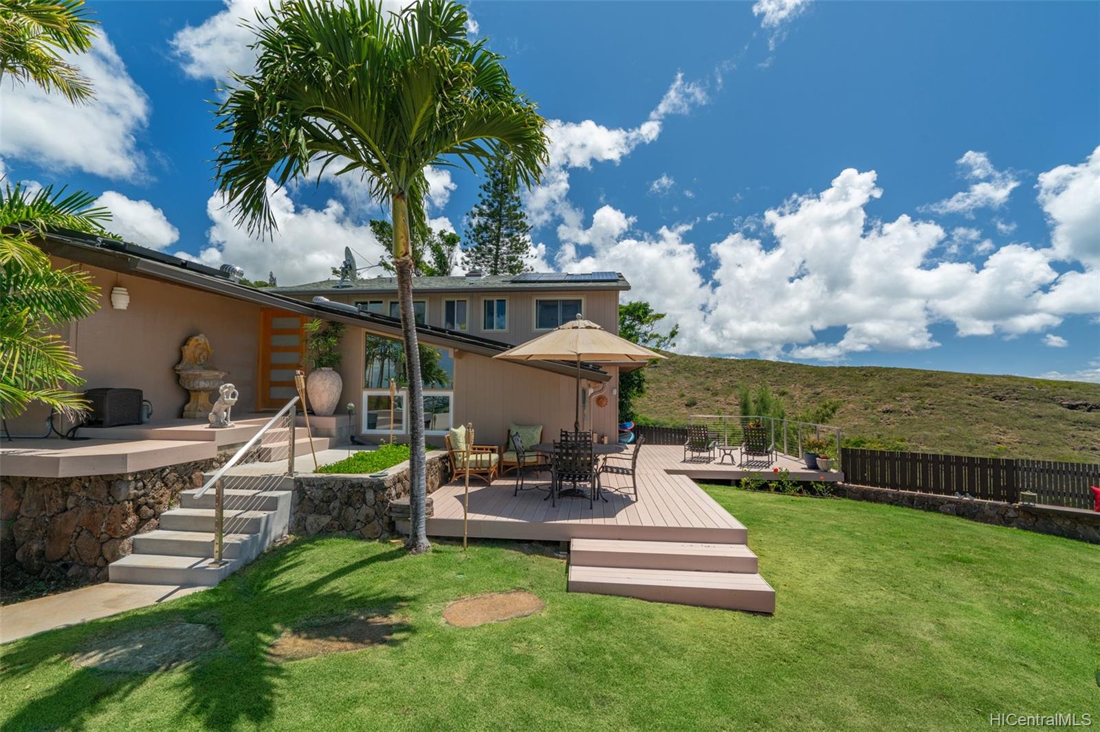 1633 Halekoa Drive Honolulu, HI 96821