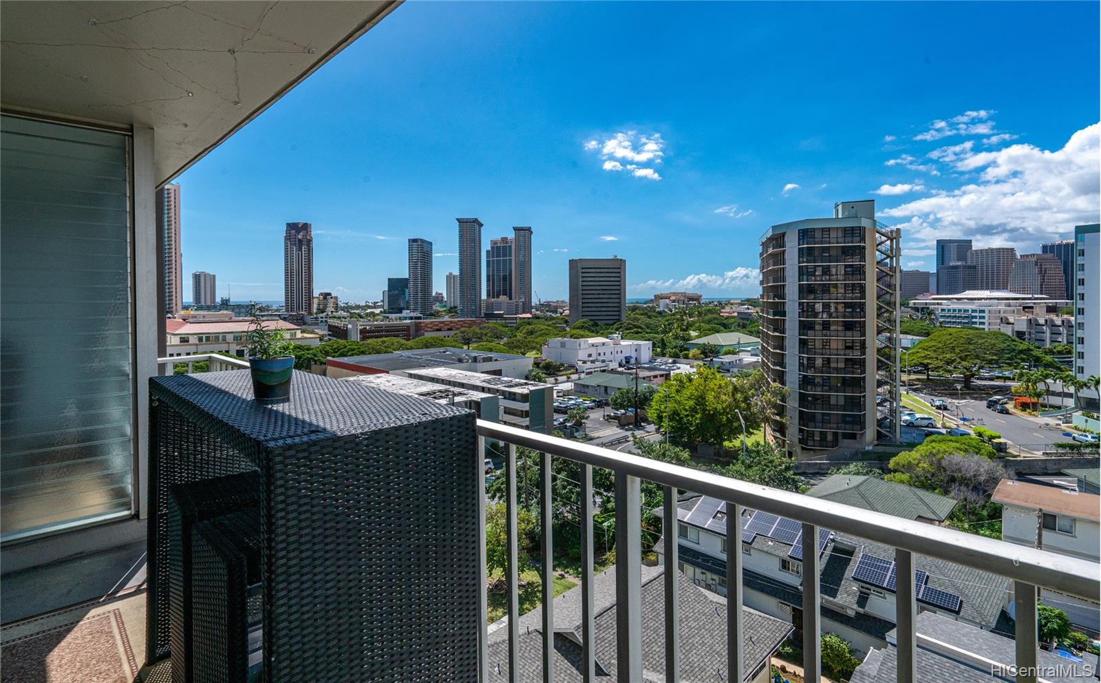 757 Kinalau Place #901, Honolulu, HI 96813