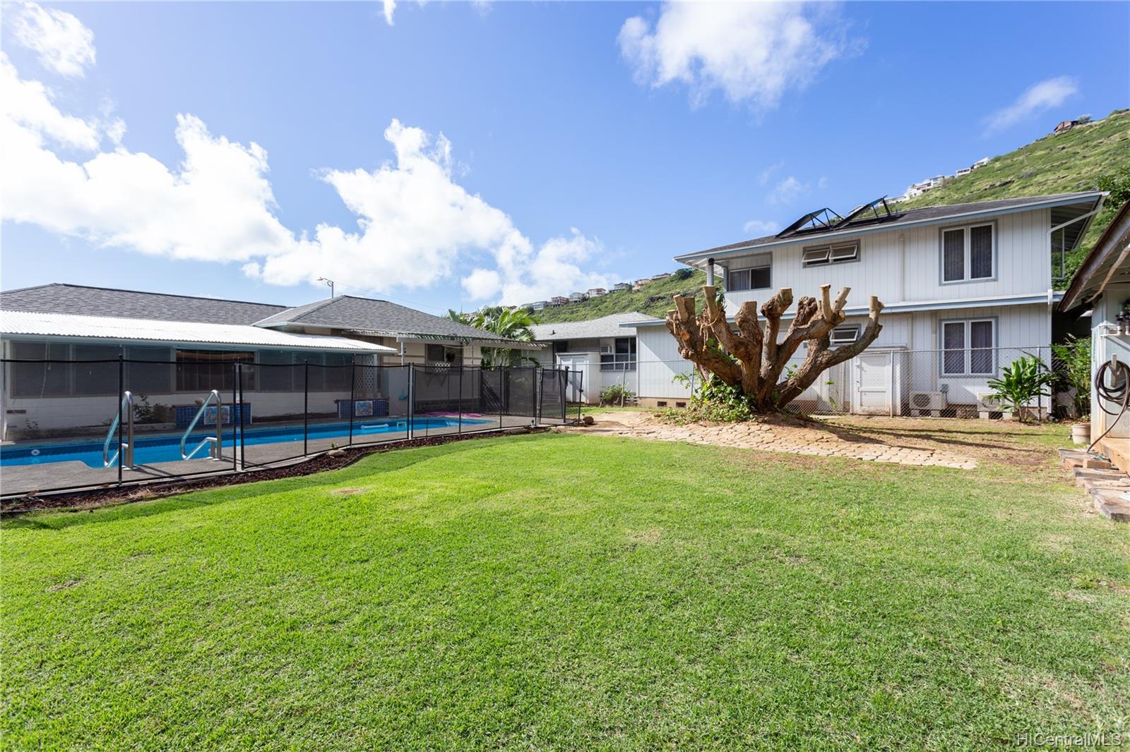 5270 Keakealani Street Honolulu, HI 96821