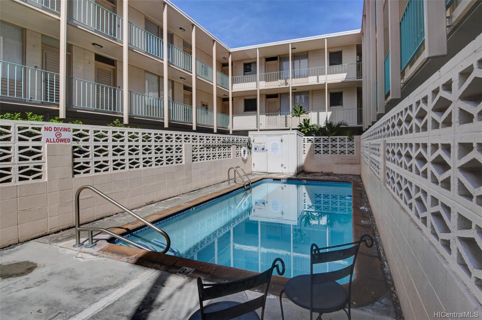 920 Kaheka Street #25, Honolulu, HI 96814