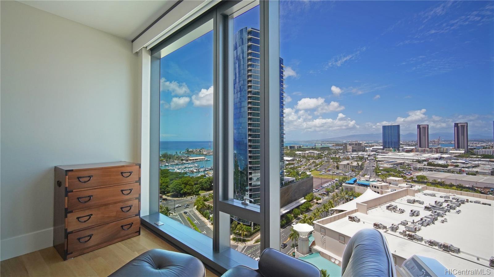 1108 Auahi Street #1703, Honolulu, HI 96814