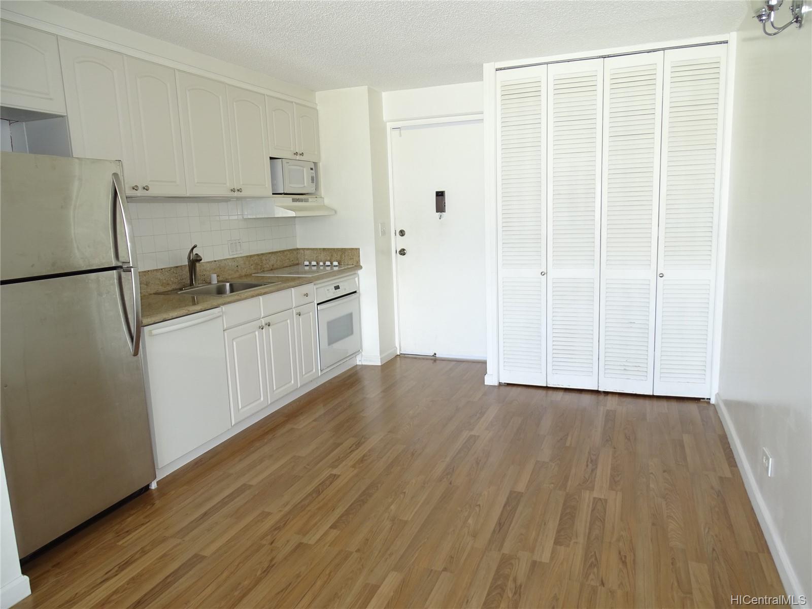 1655 Makaloa Street #1417, Honolulu, HI 96814