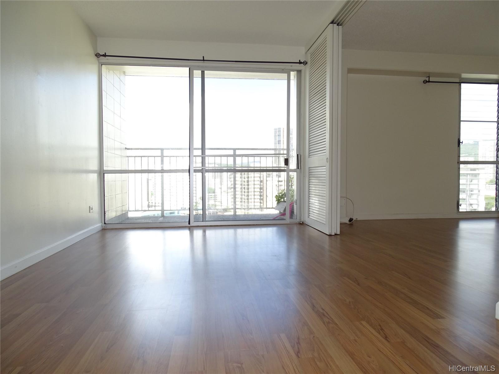 1655 Makaloa Street #1417, Honolulu, HI 96814