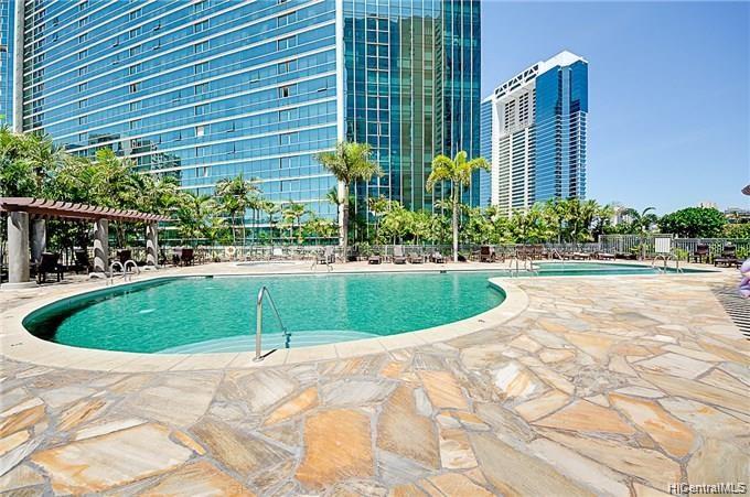 1177 Queen Street #607, Honolulu, HI 96814