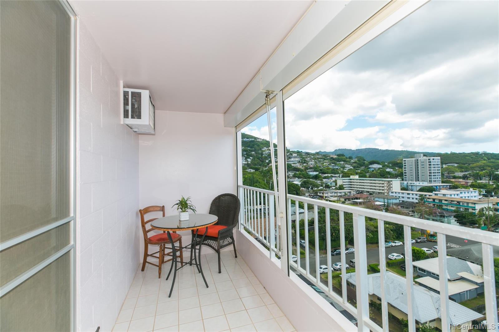 1419 Dominis Street #1007, Honolulu, HI 96822