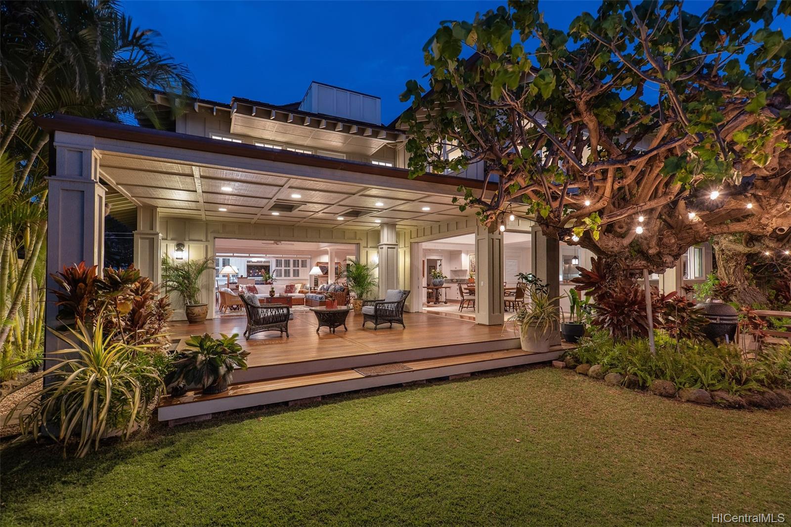 204 Paiko Drive Honolulu, HI 96821